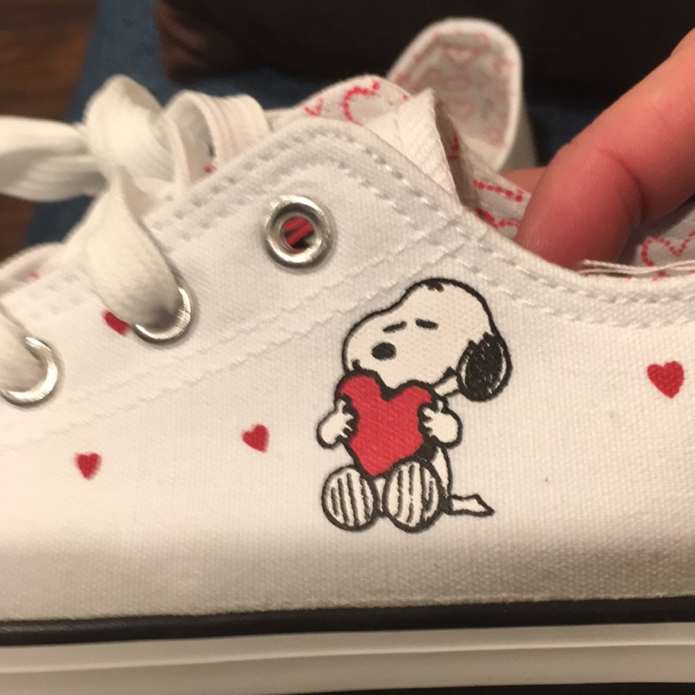 Snoopy sneakers toddler